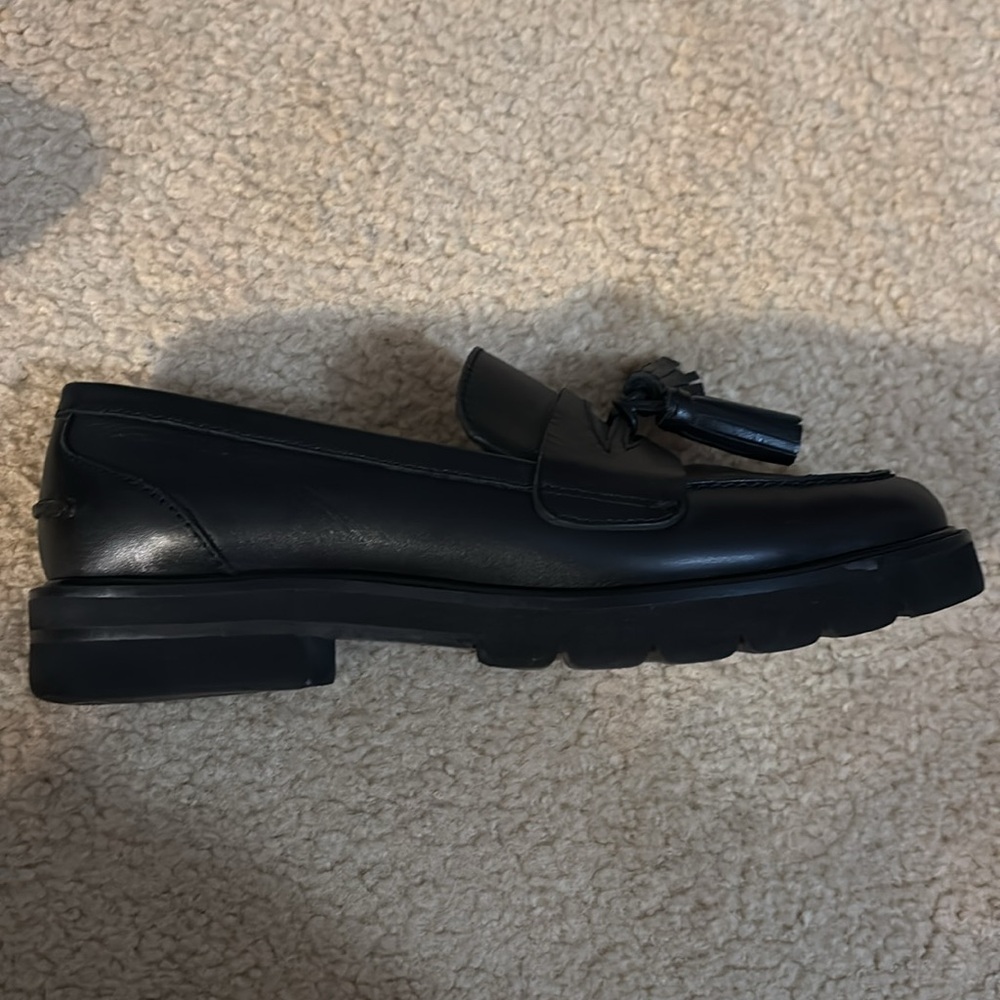 Stuart Weitzman Mila Lift Tassel Loafer - Picture 8 of 10